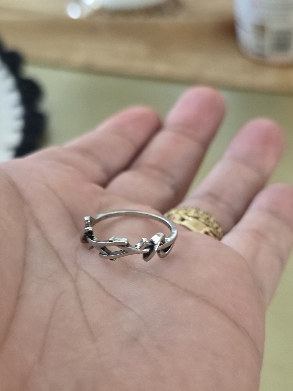 Silver Openwork Thorns Ring - Picture 3 of 5